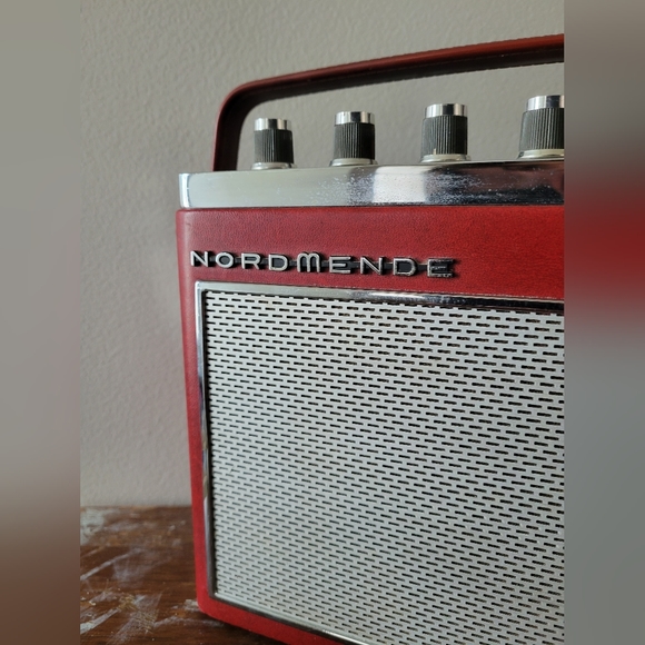RARE Vintage 1960s Nordmende Transita Automatic radio made in West Germany - Picture 2 of 11